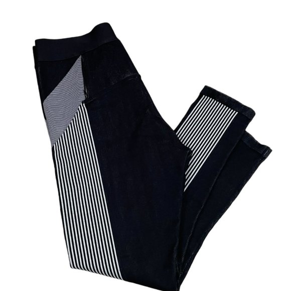 Fabletics Ultra High-Waisted Seamless Running Leggings Size XL - Picture 4 of 10